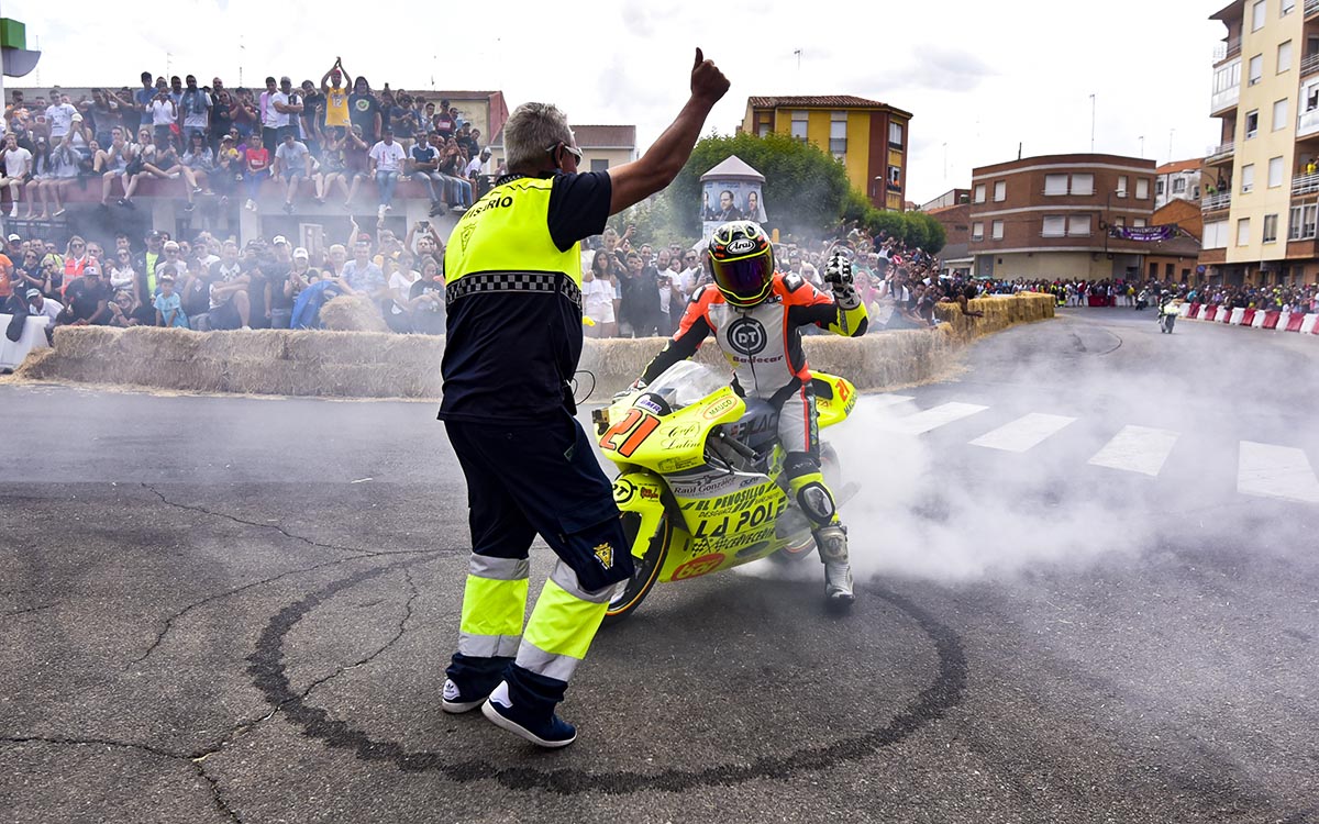 LA BAÑEZA CELEBRA SU 64° GRAN PREMIO DE MOTOCICLISMO