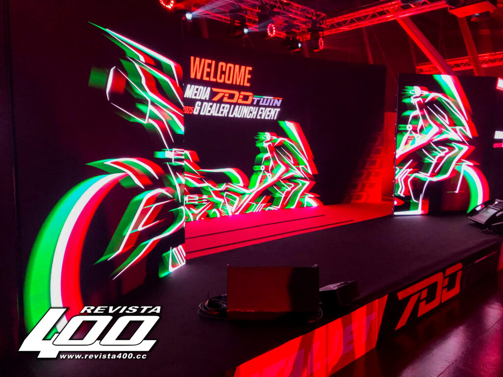 PRESENTACIÓN DE LA ITALJET DRAGSTER 700 TWIN EN IMOLA