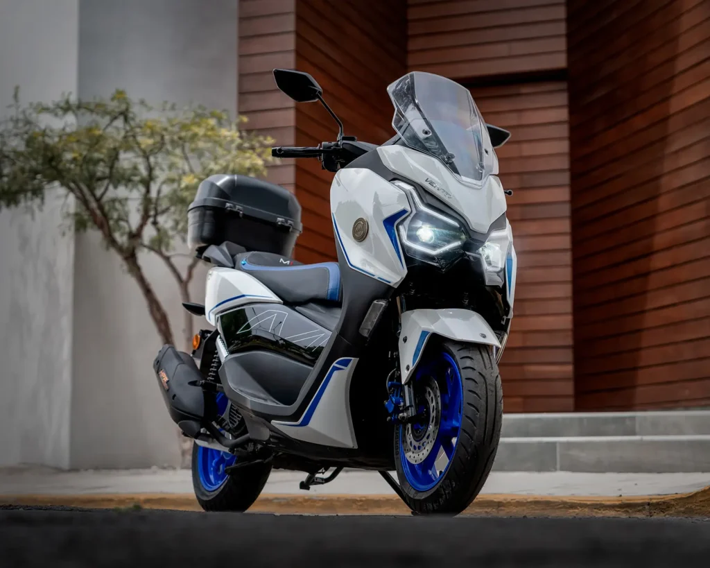 M1 200. EL NUEVO MAXI-SCOOTER DE VENTO