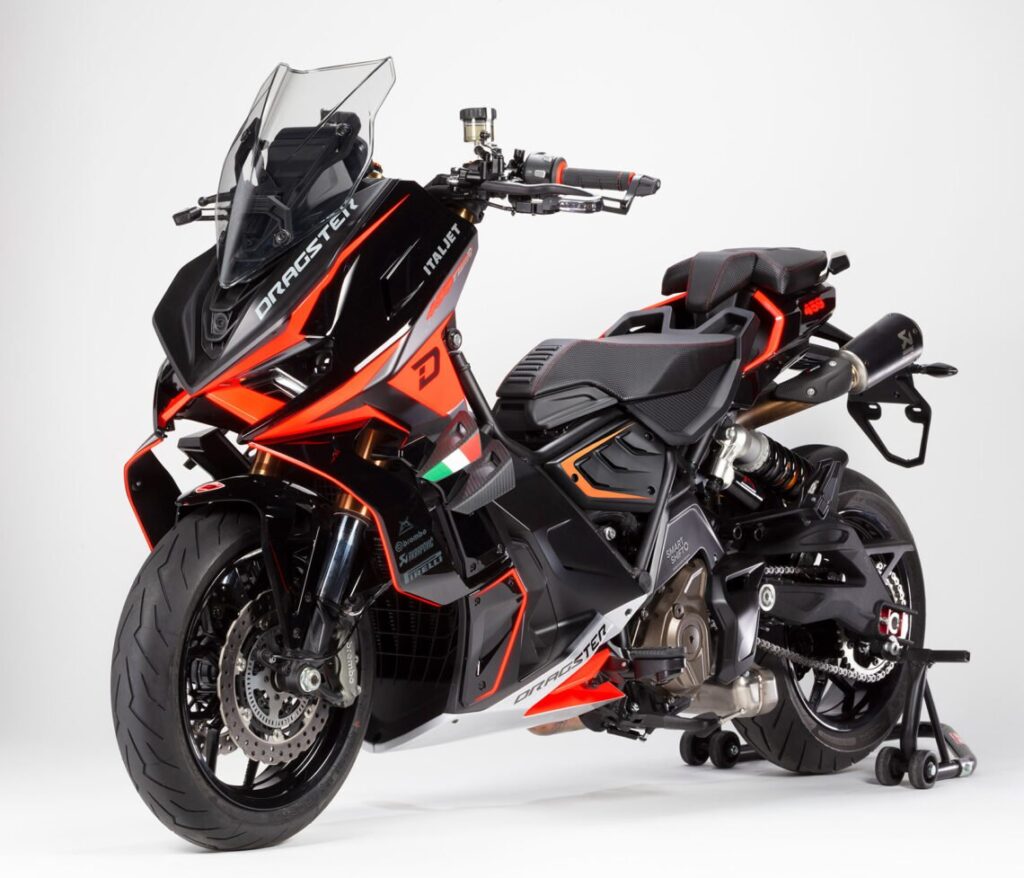 NUEVOS DRAGSTER 459 TWIN Y ROADSTER 400 DE ITALJET