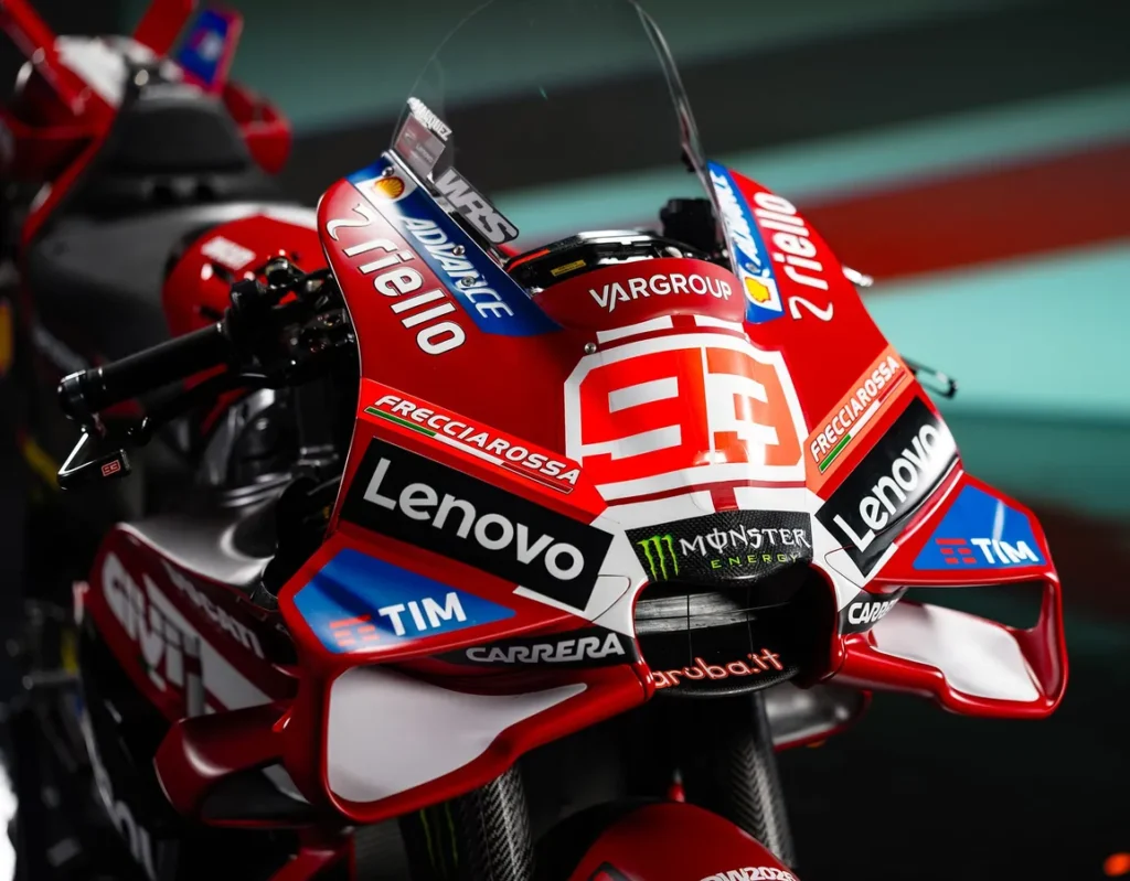 DUCATI LENOVO PRESENTA LA DESMOSEDICI GP26