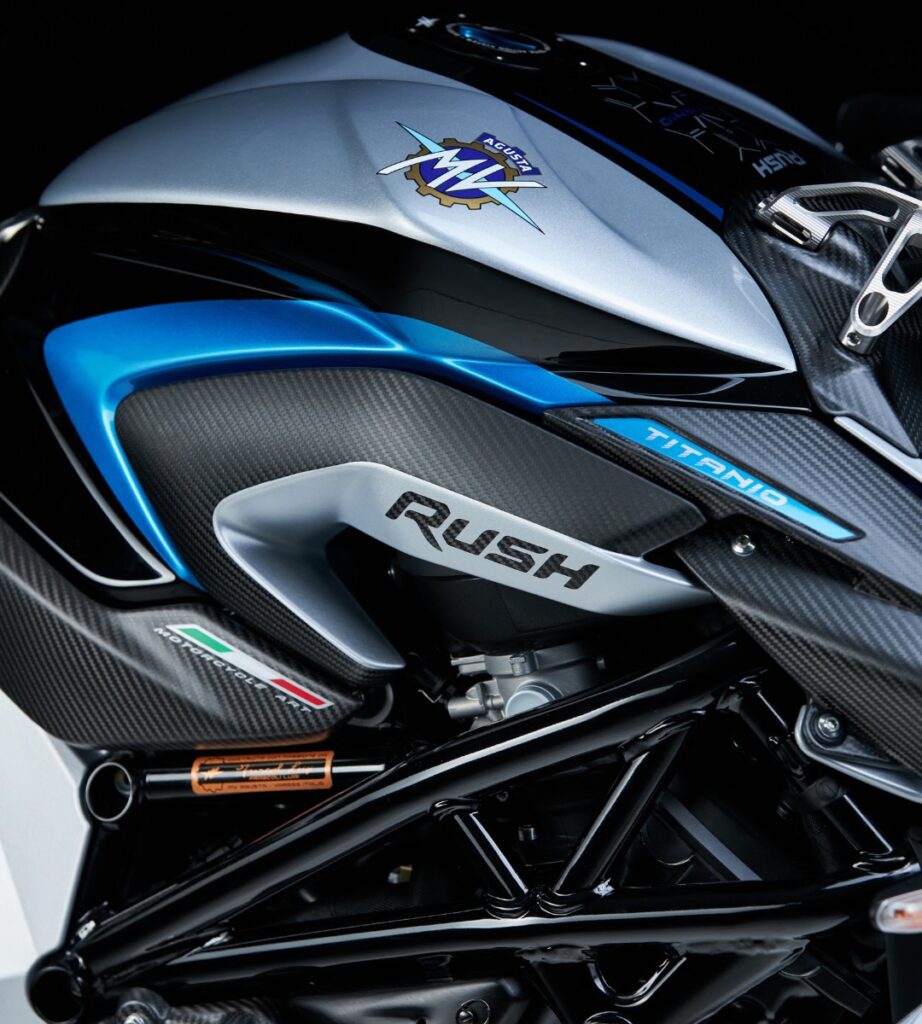 MV AGUSTA RUSH TITANIO