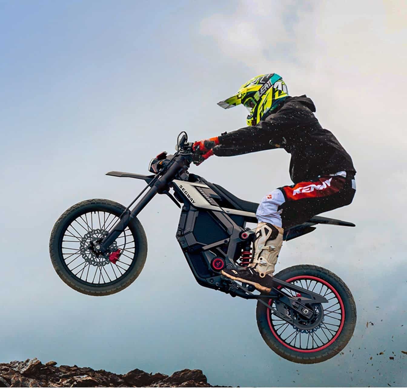 SEGWAY XABER 300: LA ELÉCTRICA DE INSPIRACIÓN DAKAR