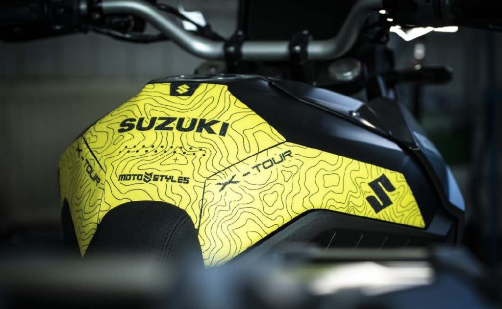 SUZUKI V-STROM 800 X-TOUR