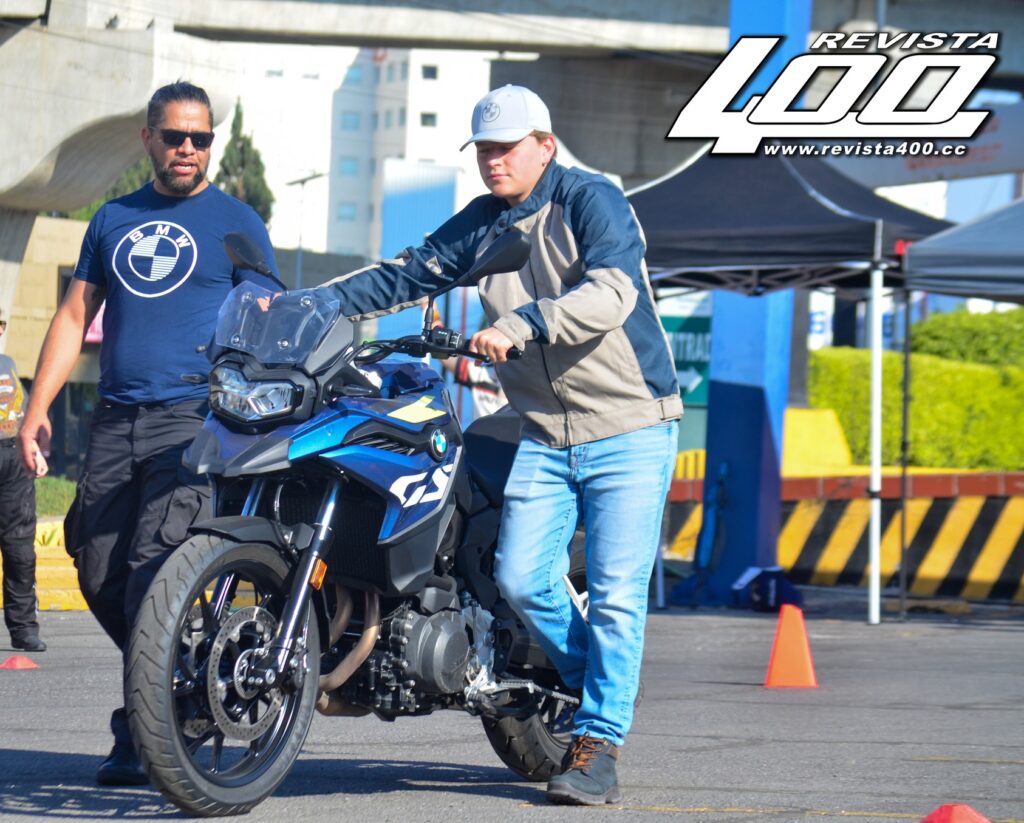 CLÍNICA DE MANEJO POR BMW MOTORRAD VECSA ANGELÓPOLIS