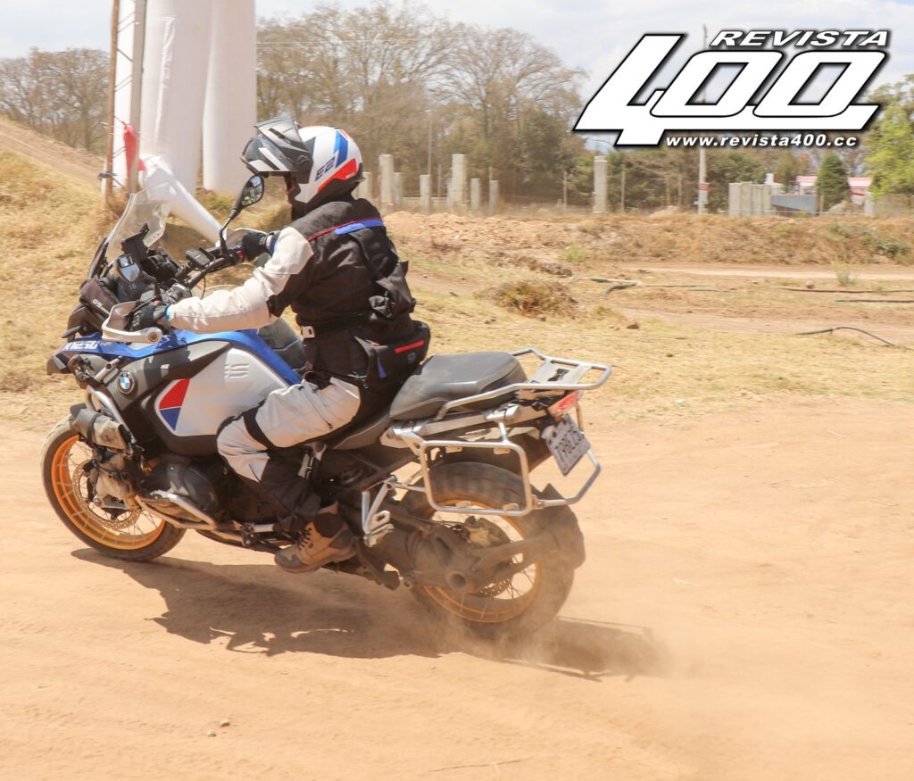 CURSO OFF-ROAD BMW MOTORRAD MOMENTUM SATÉLITE