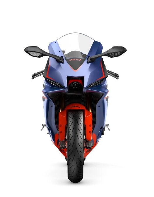 LA R9 DE YAMAHA ESTRENA COLORES