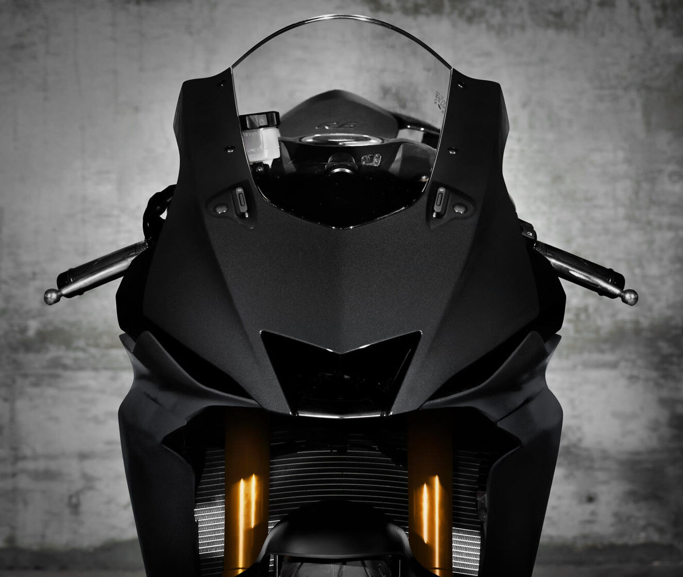 YAMAHA ANUNCIA EL FIN DE PRODUCCIÓN DE LA YZF-R6