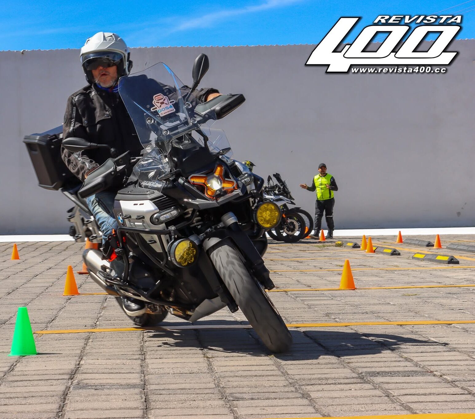 CLÍNICA ON-ROAD POR BMW MOTORRAD VECSA HIDALGO